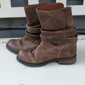 Steve Madden Kindell Leather Boots